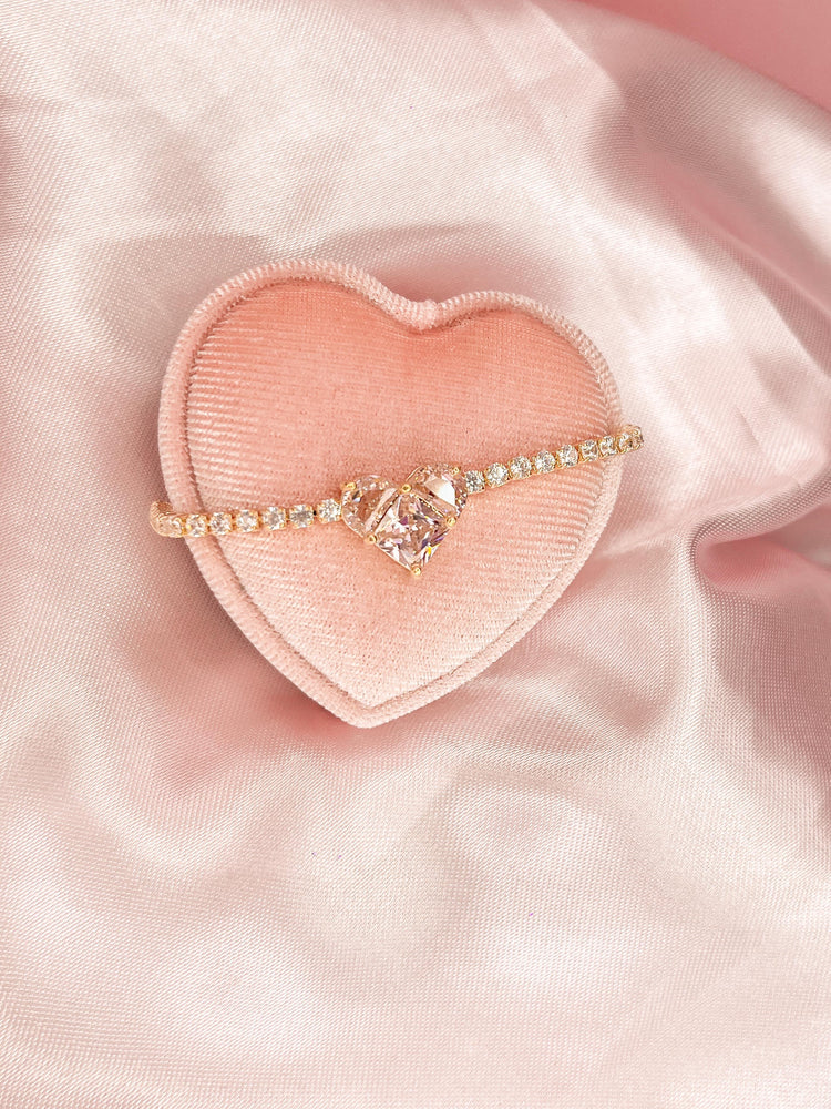 Amelia Pink Heart Bracelet ♡