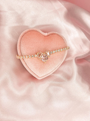
            
                Cargar imagen en el visor de la galería, Amelia Pink Heart Bracelet ♡
            
        