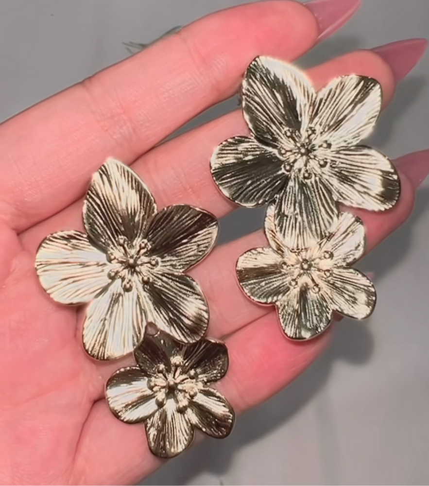 Flower Gold Earrings