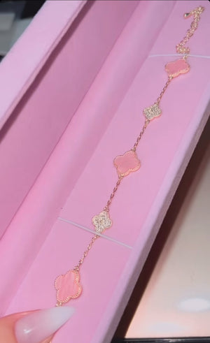 Pink Van Cleef Bracelet ♡