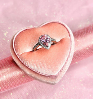 
            
                Cargar imagen en el visor de la galería, Pink Drop Ring +Corazón de rosas y chocolates♡
            
        
