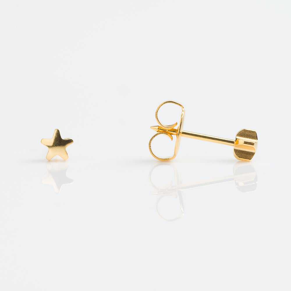 Gold Plated ♡ 4mm Star.